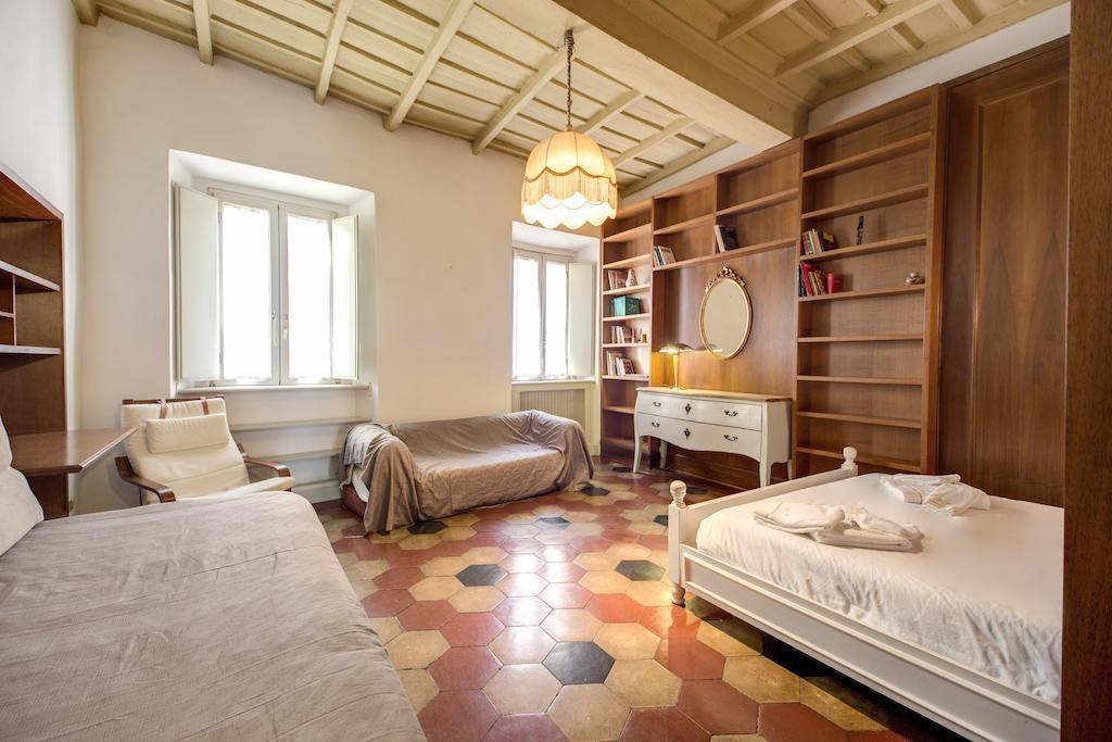 Ground Floor Trastevere Рим Номер фото